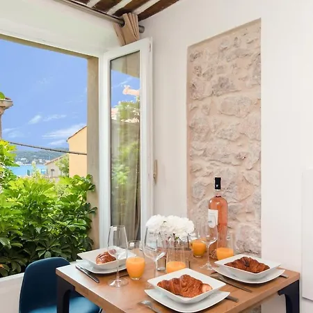 Fabulous Old-town House, Vue Terrasse, Philomer, 3 Αντίμπ