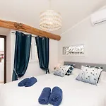 Fabulous Old-town House, Vue Terrasse, Philomer, 3 * Antibes
