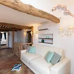 Fabulous Old-town House, Vue Terrasse, Philomer, 3