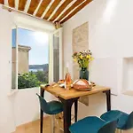 Fabulous Old-town House, Vue Terrasse, Philomer, 3 * Antibes