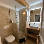 Apartment Fabulous Old-town House, Vue Terrasse, Philomer, 3