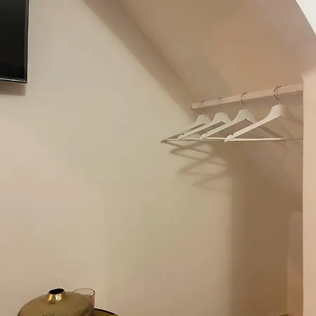 Fabulous Old-Town House, Vue Mer Terrasse, Philomer, 3 Appartements Antibes