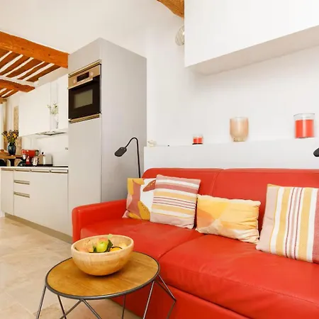 Fabulous old-town house, Vue Mer Terrasse, Philomer, 3 appartements Appartement