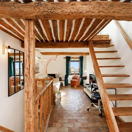 Appartement Fabulous old-town house, Vue Mer Terrasse, Philomer, 3 appartements *