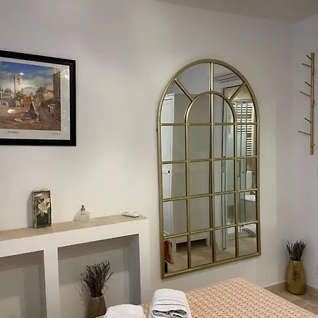 Fabulous Old-town House, Vue Terrasse, Philomer, 3 Antibes