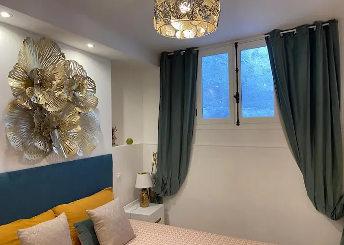 Fabulous Old-town House, Vue Terrasse, Philomer, 3 דירה אנטיב